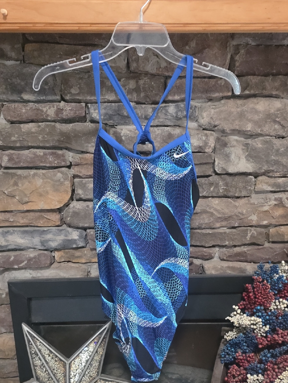 Nike Womens 1 Piece Swim Suit Sz 14 (L,XL)